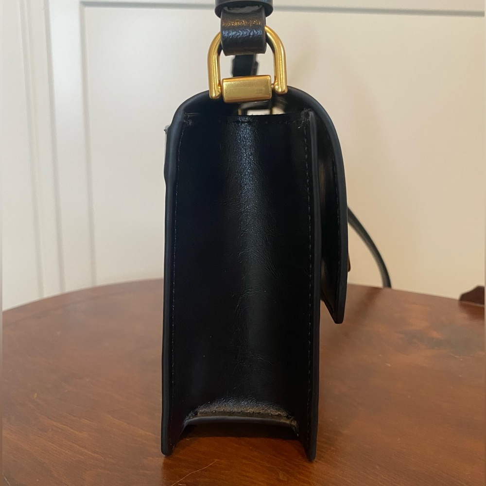 Ted Baker Rosalie Black Leather Crossbody Bag with Luxe Gold Rose Closure NWT - Picture 4 of 16